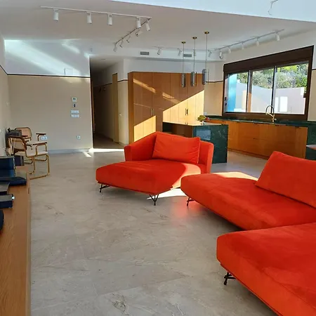 Luxury Galaxy 12min Walk 15m Pool Вилла